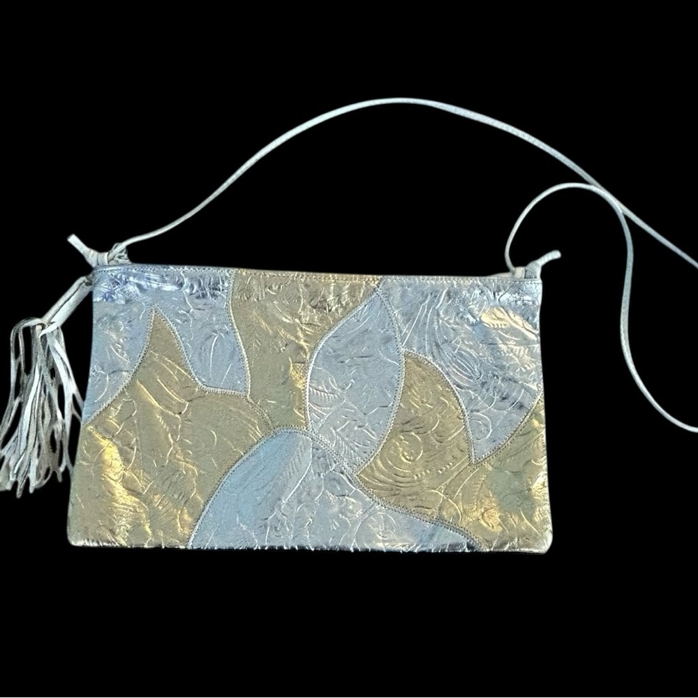 VTG Textured Metallic Shoulder Bag Rectangle Fringe Shiny White Leather 80s YKK